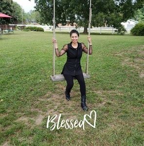 Meet your Posher, Yesica